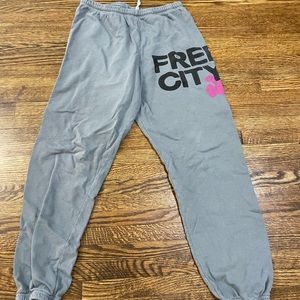 Free City - Excellent Condition Size XS
